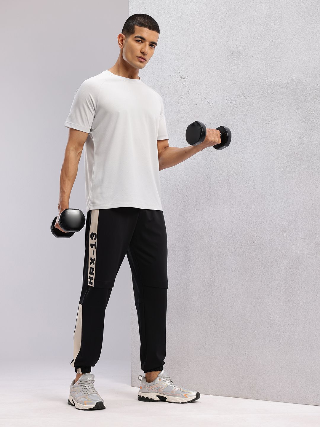 HRX by Hrithik Roshan Men Contrast Panel Rapid-Dry Training Joggers
