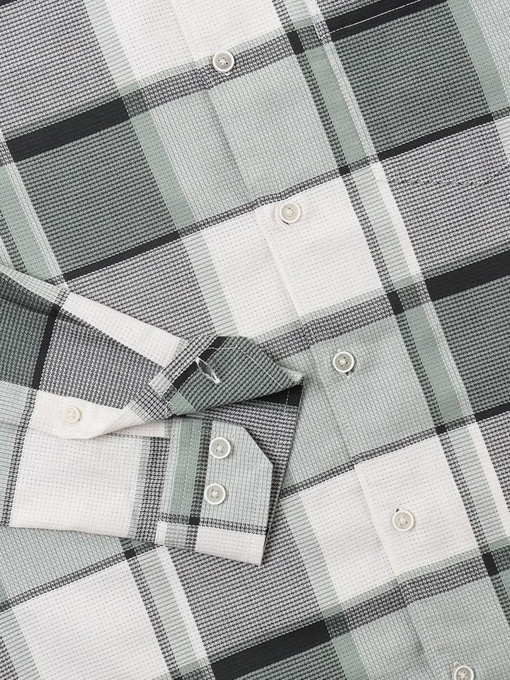 VASTRADO Men Classic Tartan Checks Opaque Checked Casual Shirt