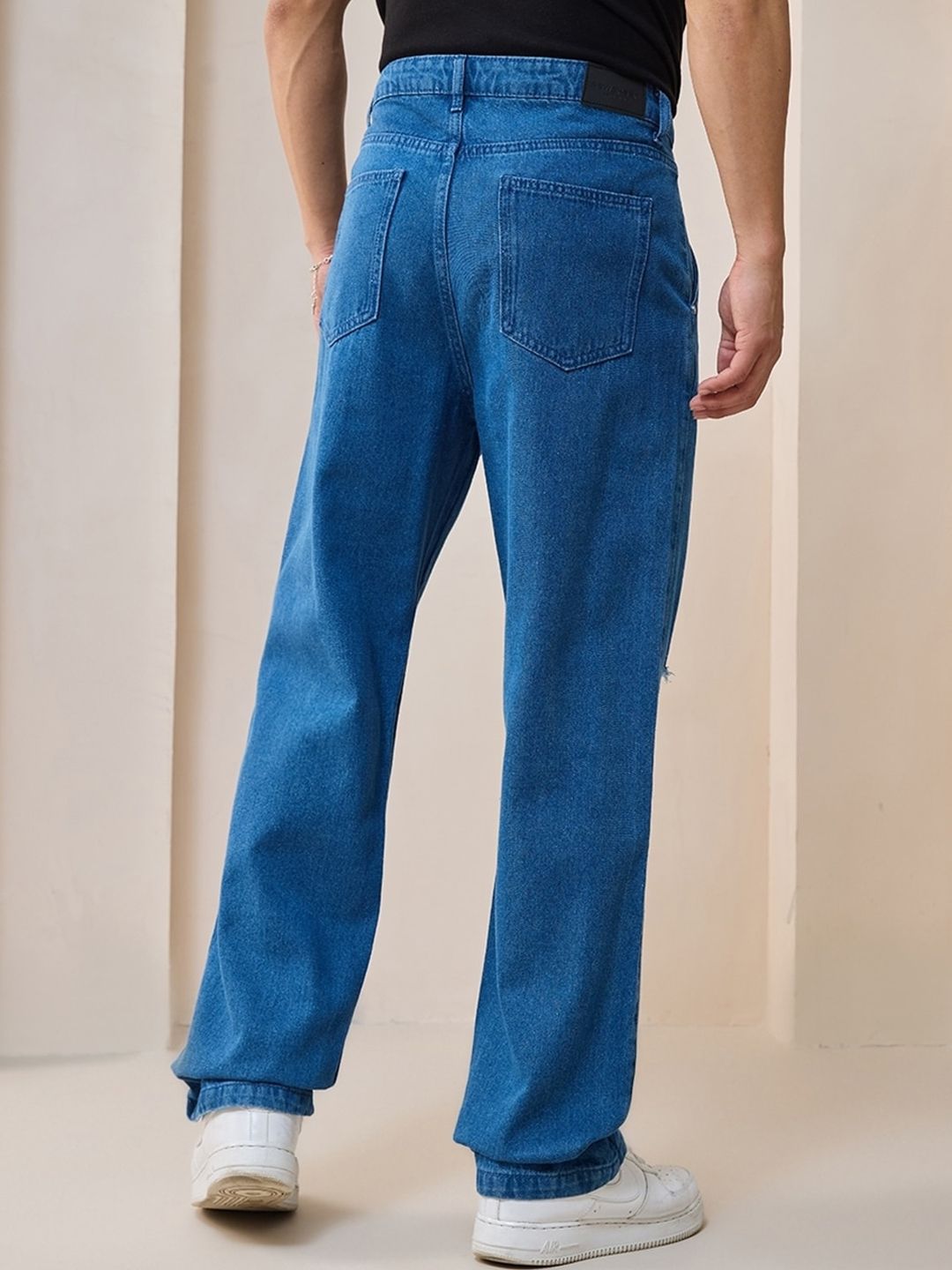 Bewakoof Men High-Rise Mildly Distressed Light Fade Organic Cotton Baggy Jeans
