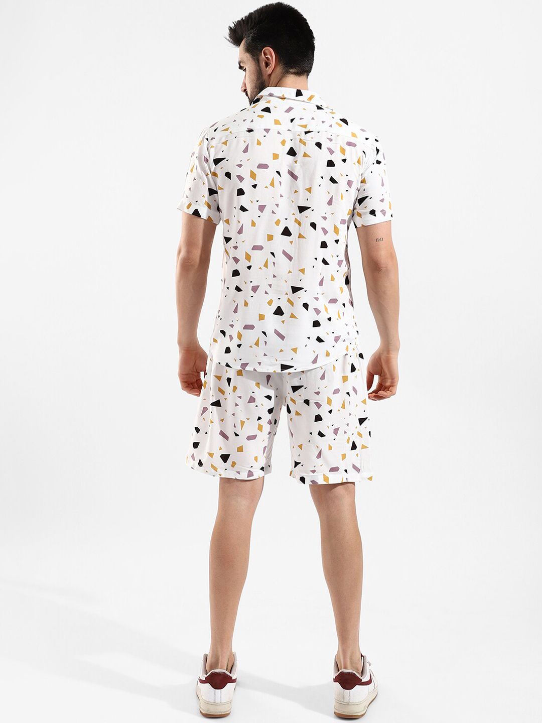 Campus Sutra Men White & Purple Printed Co-Ords