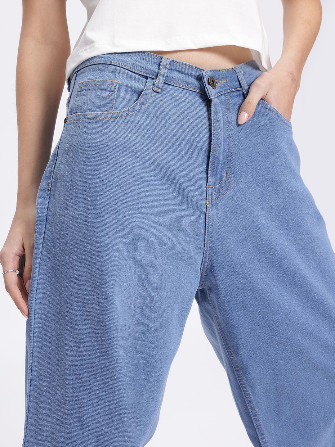 DressBerry Women Urban Vibes Straight Fit Jeans