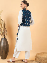 Motif etnik putih dicetak kurta kapas tulen biasa dengan seluar