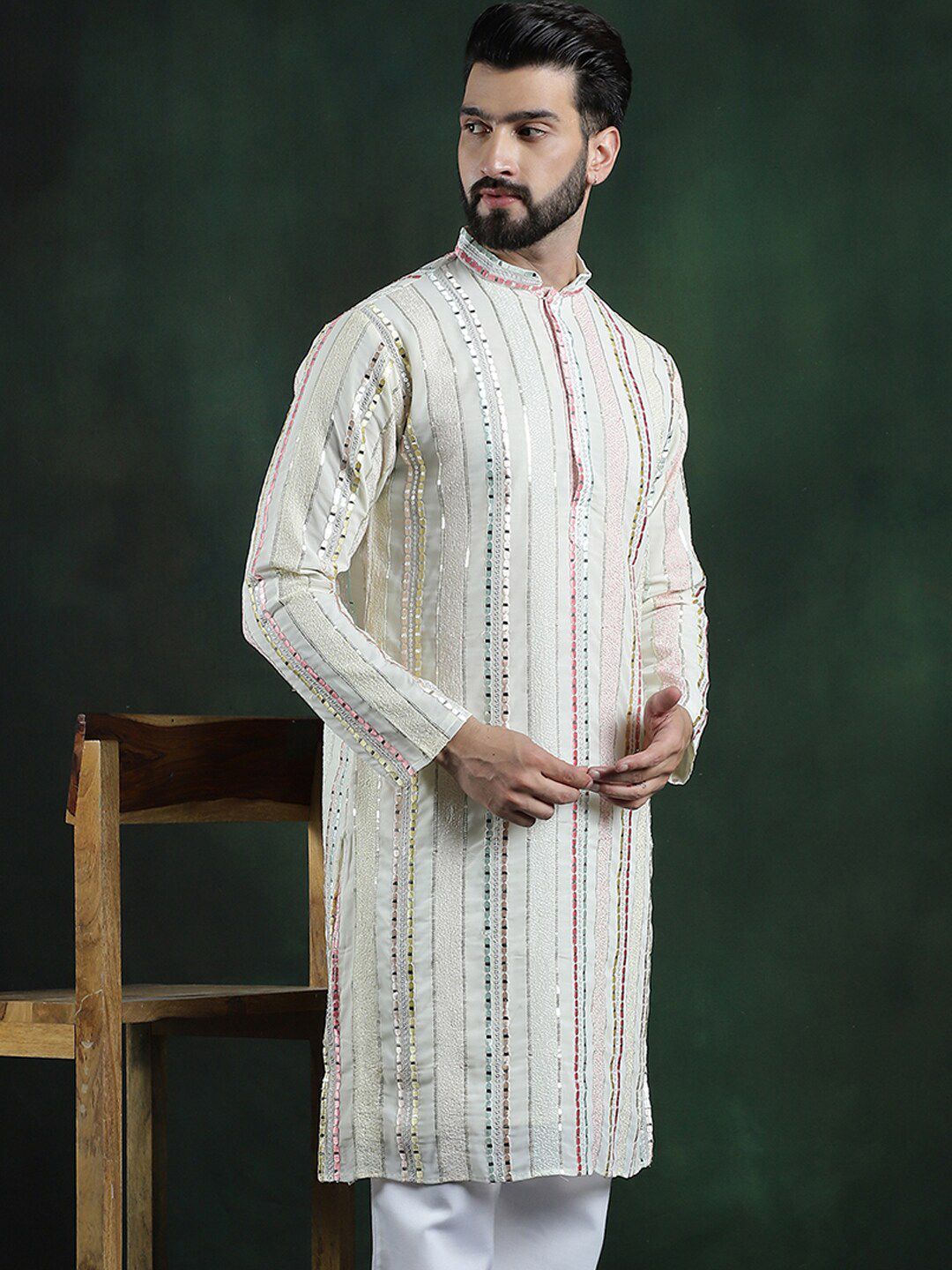 SOJANYA LUXE Cermin Sulam Karya Georgette Straigth Kurta