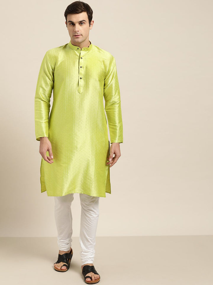 SOJANYA Men Green Woven Design Straight Kurta