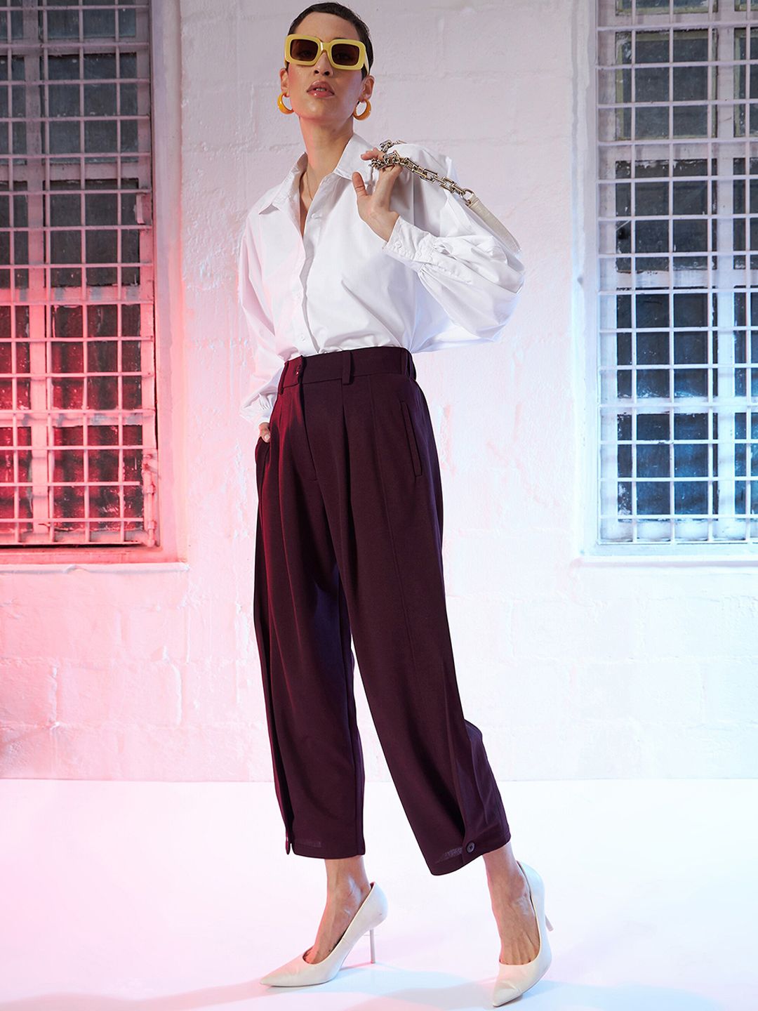 SASSAFRAS Women Burgundy Mid-Rise Pleated Culottes Trousers
