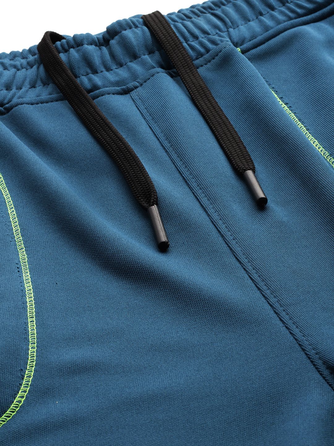 HRX by Hrithik Roshan Men Brand Logo Printed Detail Mid-Rise Rapid-Dry Training Joggers