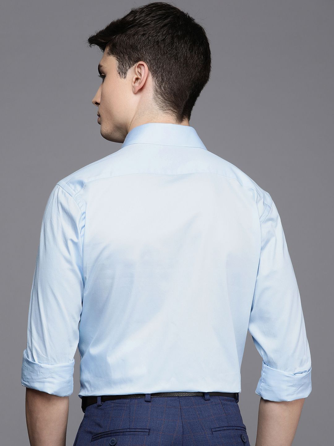 Raymond Pure Cotton Slim Fit Solid Formal Shirt