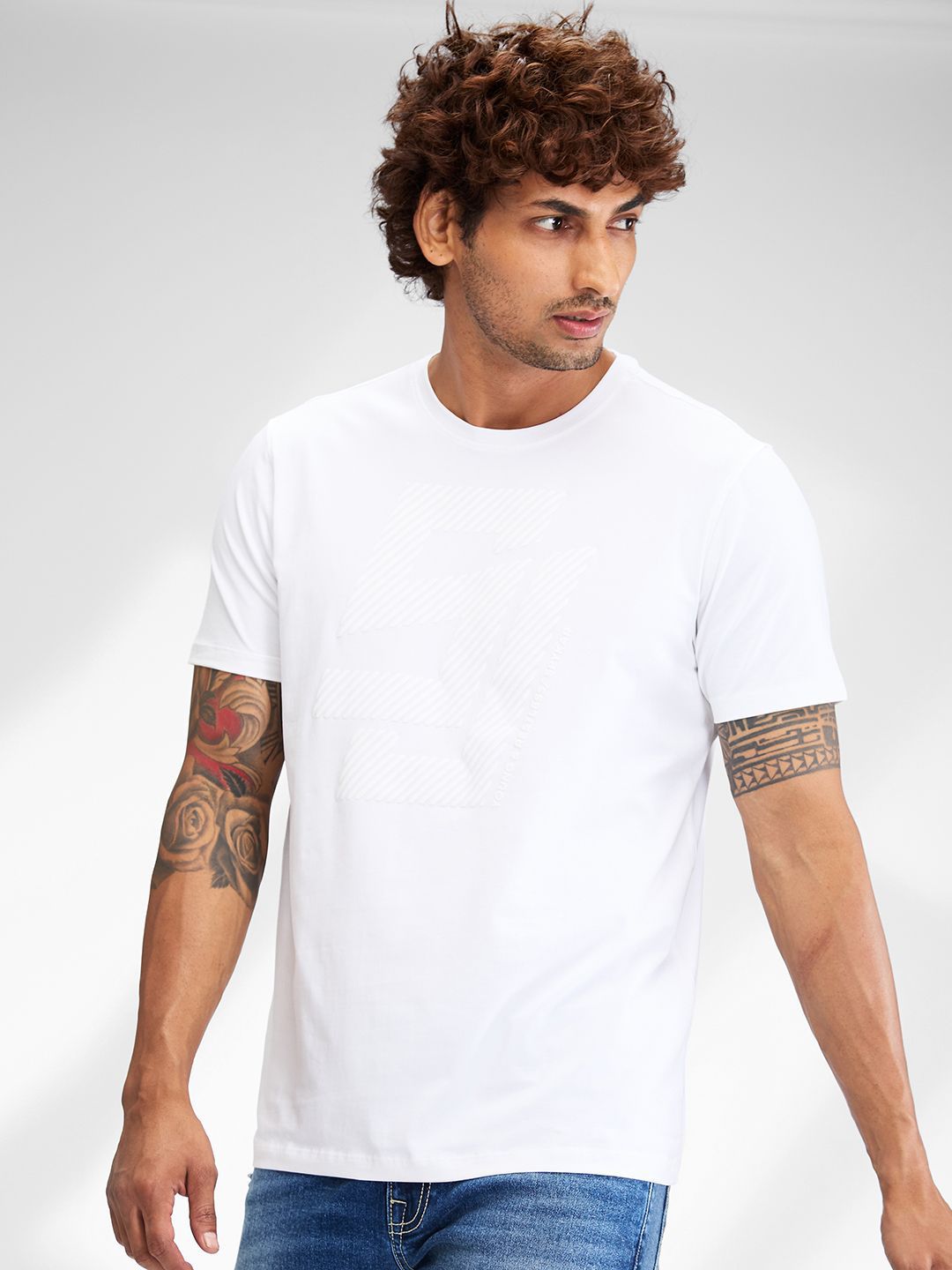 SPYKAR Men Raw Edge Slim Fit T-shirt