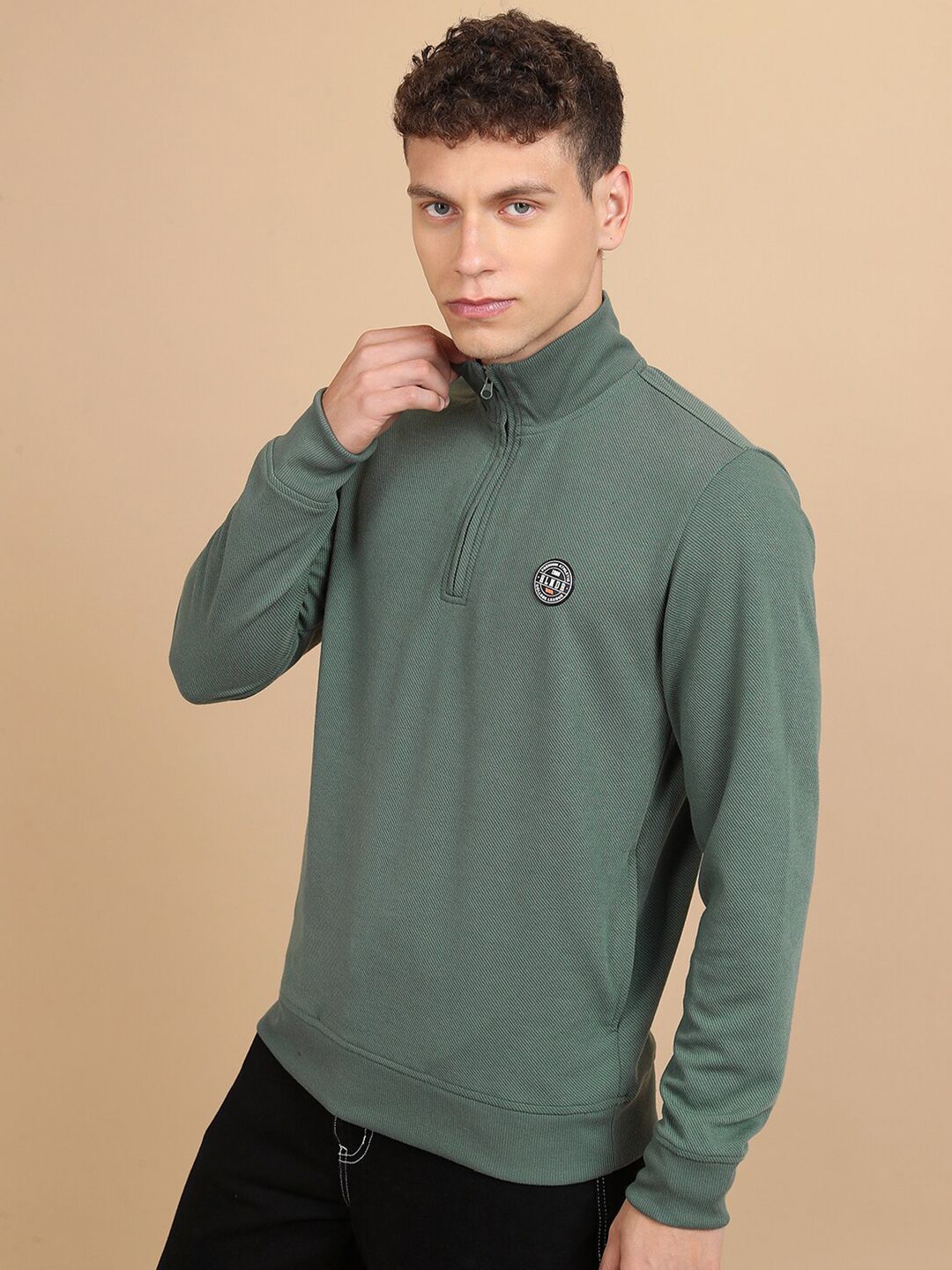 HIGHLANDER High Neck Half Zipper Pullover