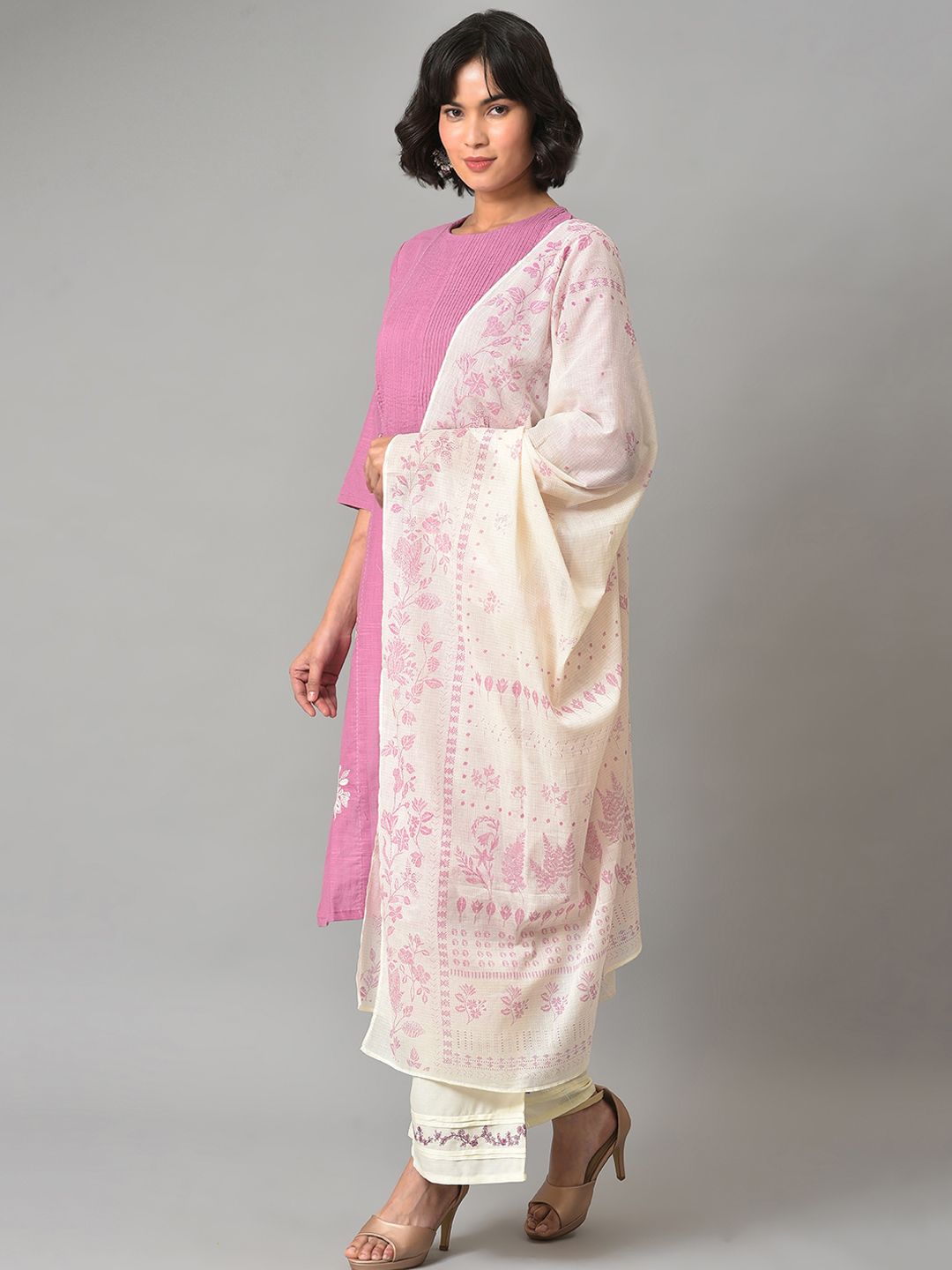 W Women Floral Embroidered Thread Work Pure Cotton Kurta with Palazzos & With Dupatta