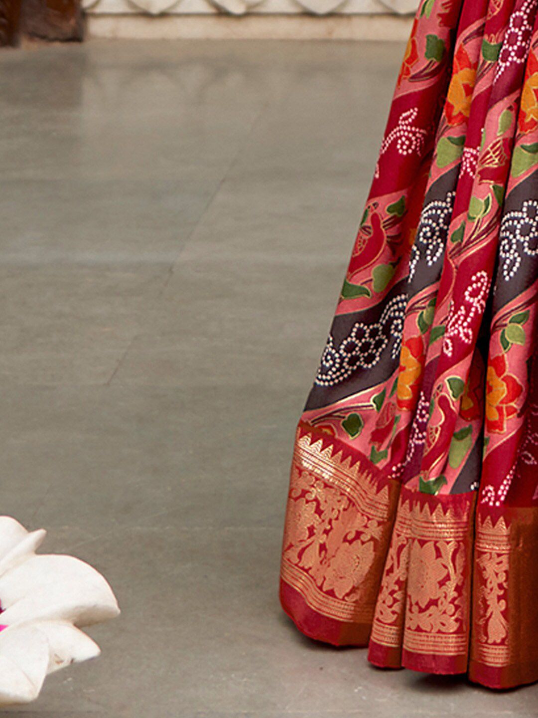 Saree mall Ethnic Motifs Printed Zari Banarasi Sarees with Tassels