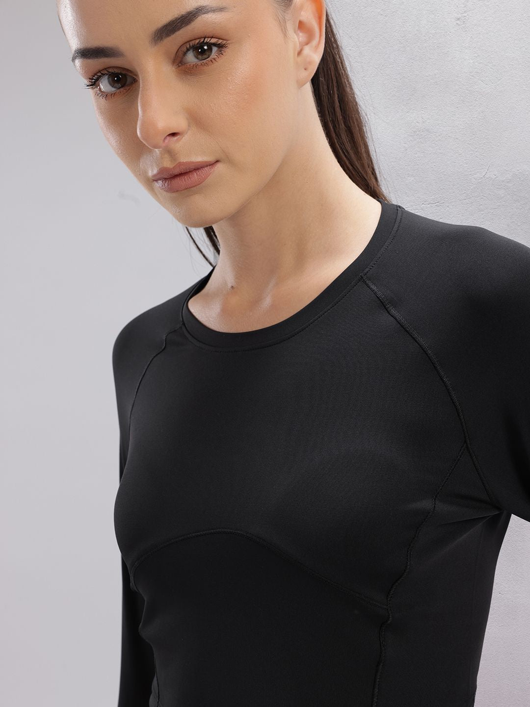 HRX by Hrithik Roshan Thumbhole Detail Rapid-Dry Slim Fit Training T-shirt