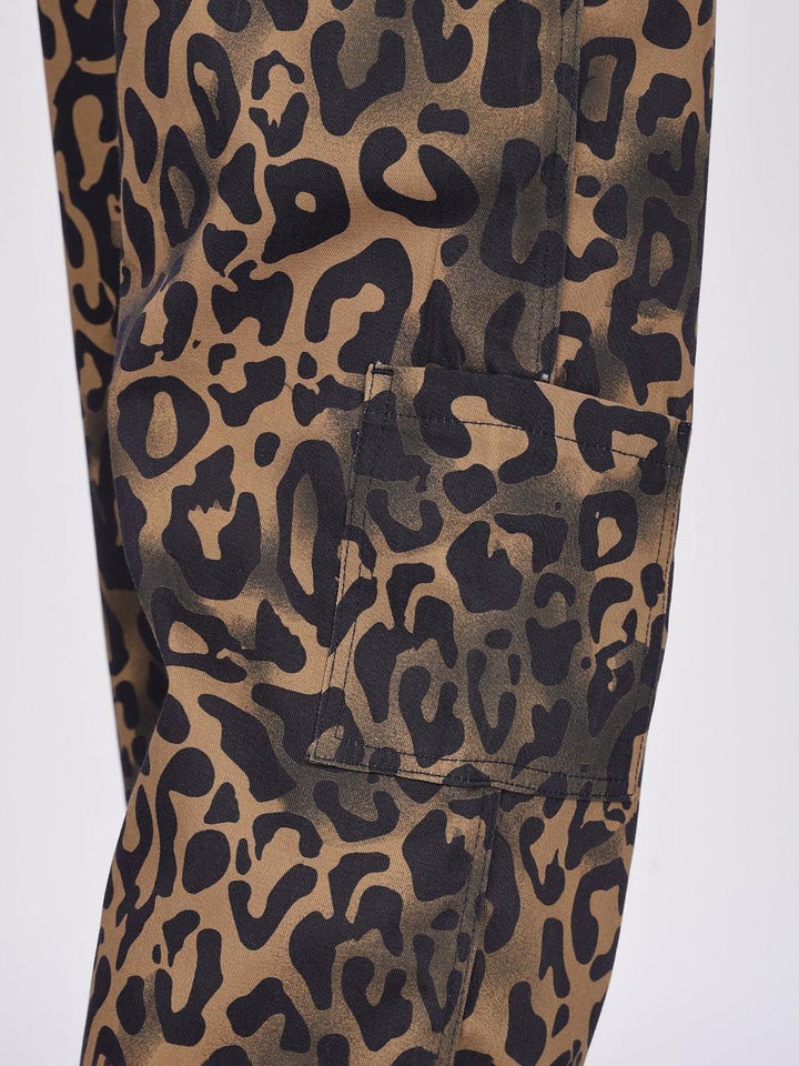 Eszett Men Printed Baggy Fit Cargos Trousers