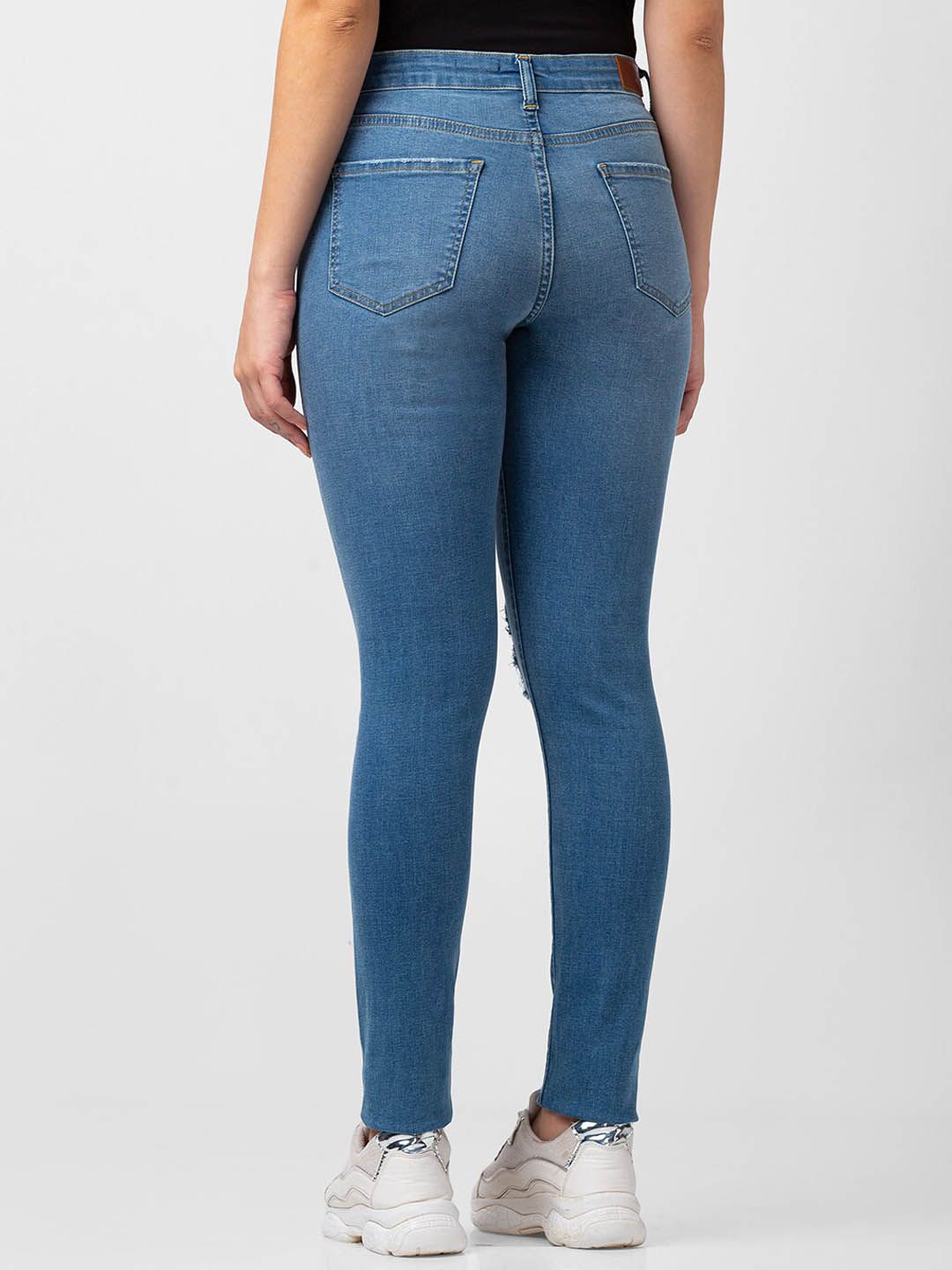 SPYKAR Women Adora Skinny Fit Mildly Distressed Light Fade Cotton Jeans