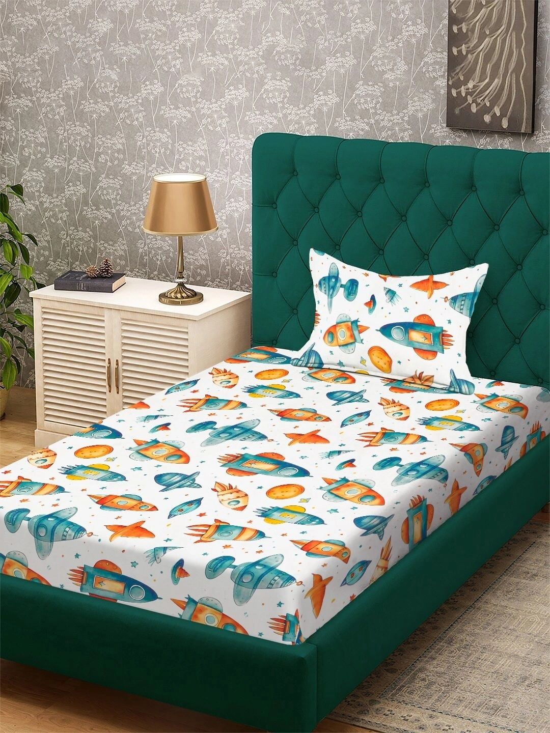 Moda Rapido X KLOTTHE White Cartoon Characters 300 TC Single Bedsheet with 1 Pillow Covers