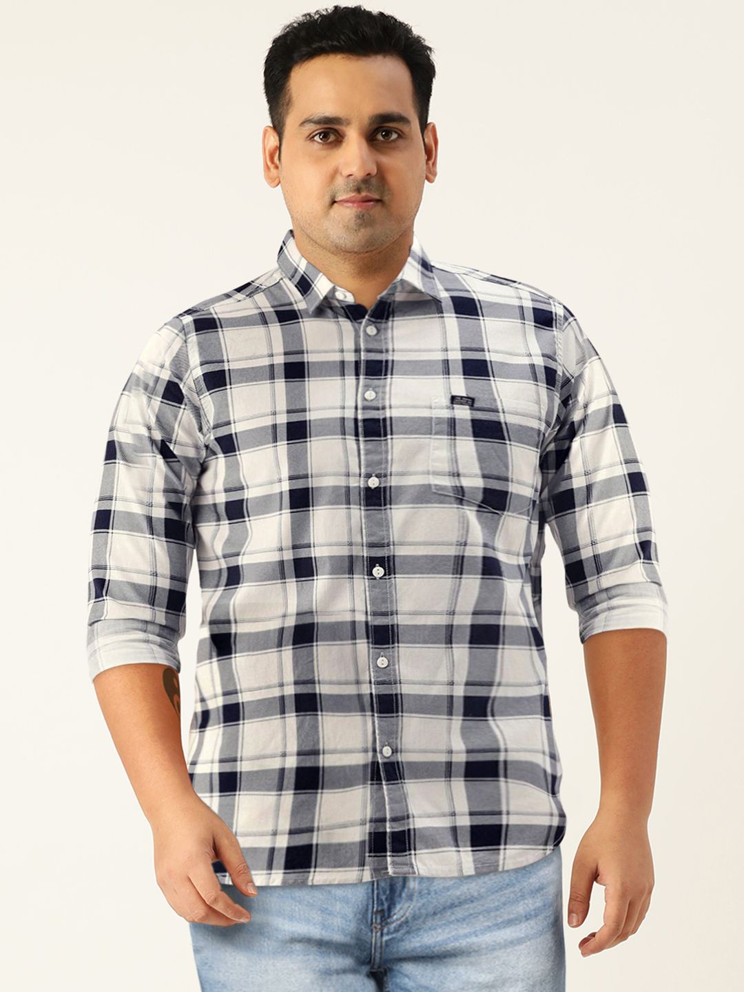 The Indian Garage Co Men Navy Blue & White Slim Fit Checked Casual Shirt