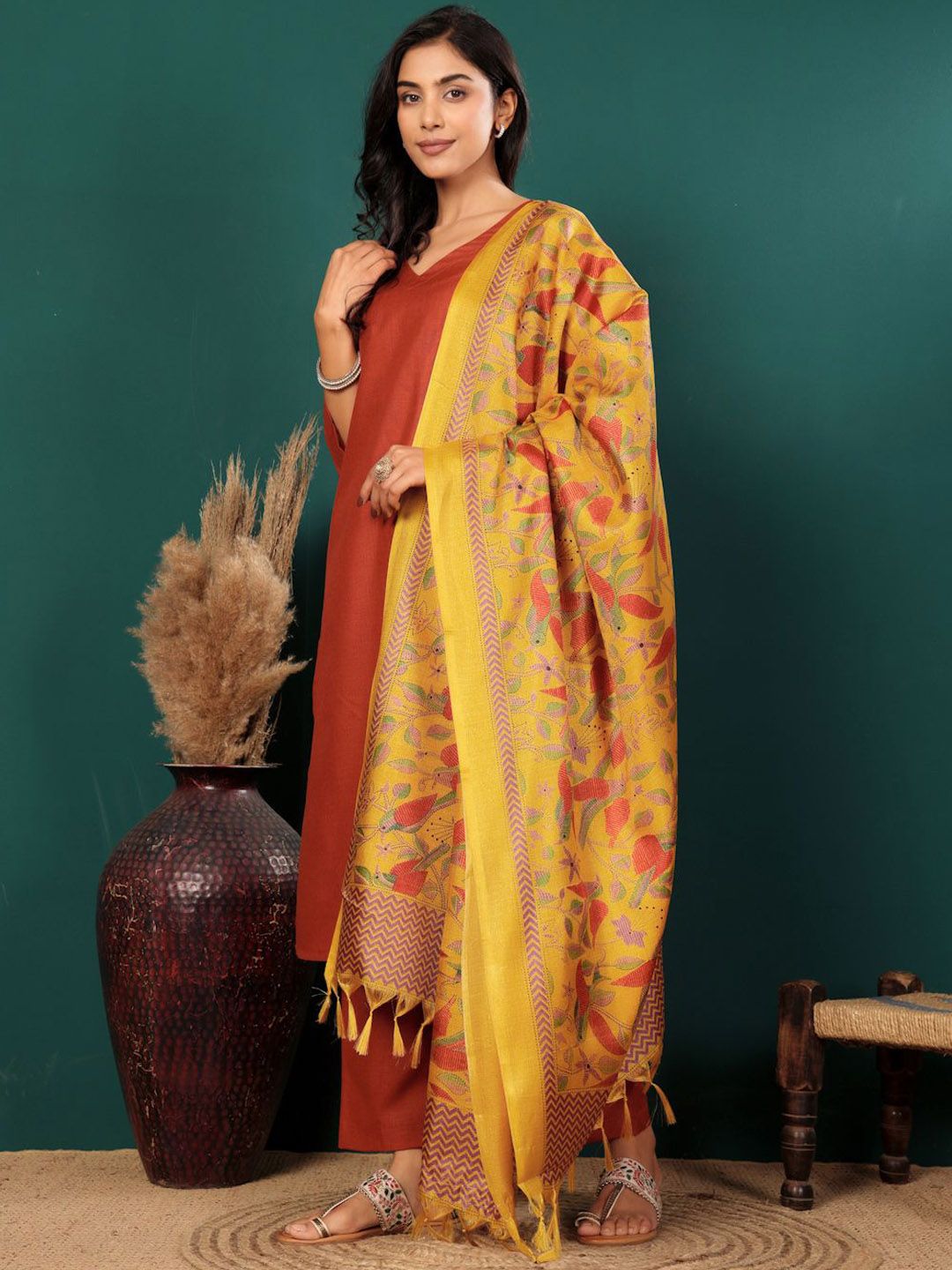 Varanga V-Neck Straight Kurta with Trousers And Dupatta