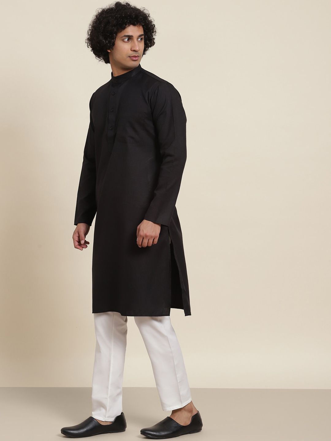 SOJANYA Mandarin Collar Regular Kurta With Pyjamas & Nehru Jacket