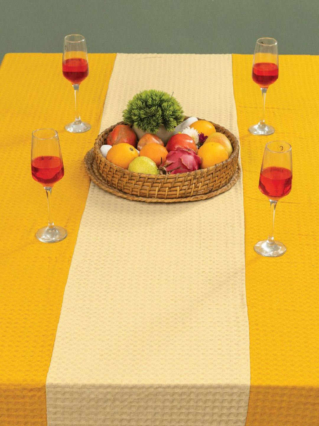 URBAN SPACE Mustard & Beige Geometric Printed Anti-Slip Cotton 6-Seater Table Cover