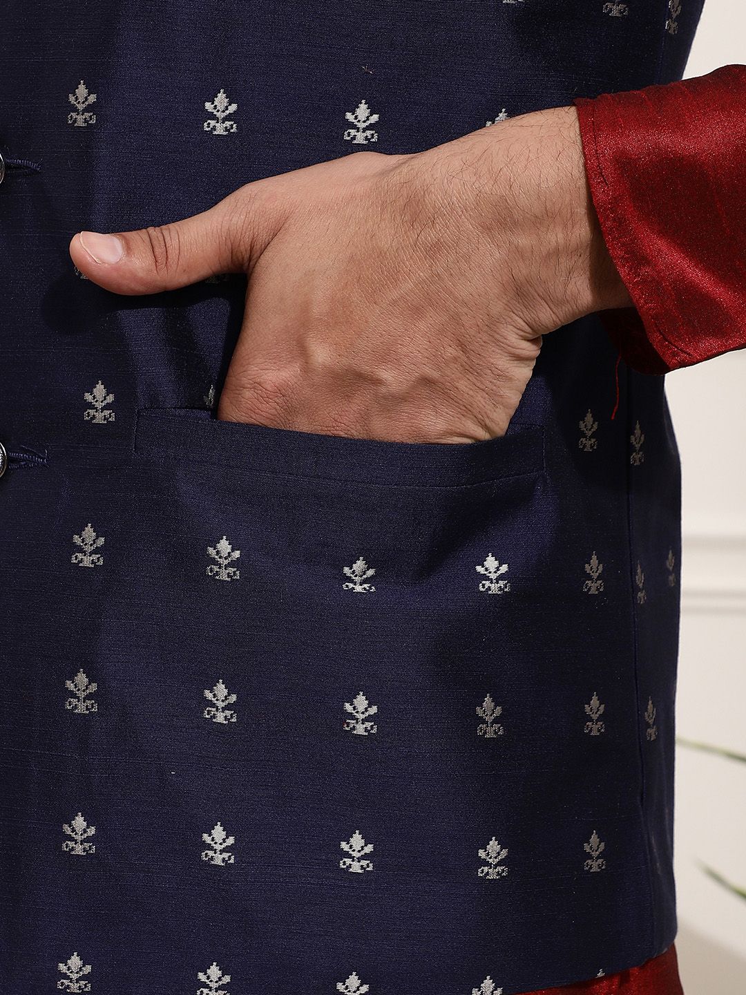 SOJANYA Kurta Lelaki Maroon & Navy Blue dengan Jaket Churidar Dan Nehru