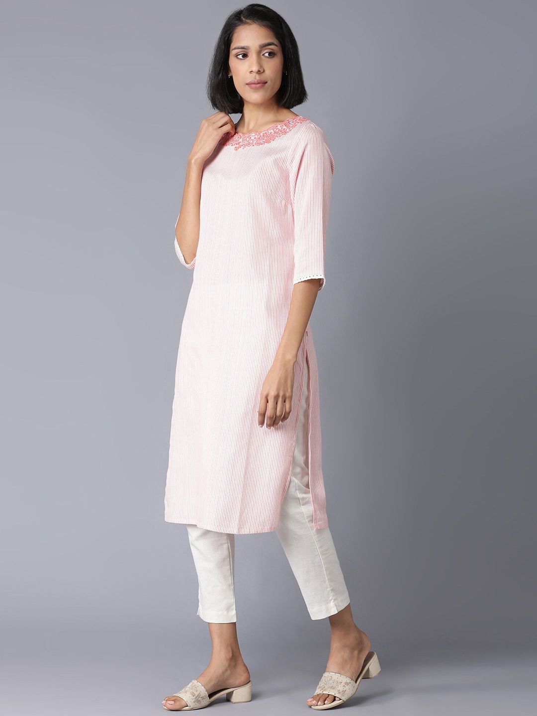 W Women Coral & White Striped Thread Work Kurta