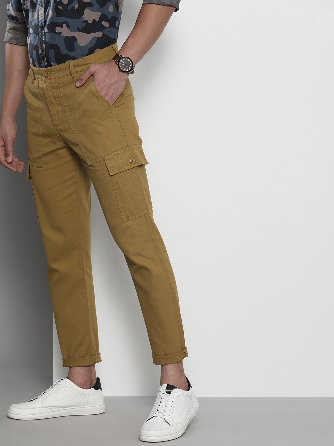 The Indian Garage Co Men Khaki Slim Fit Cotton Cargos Trousers