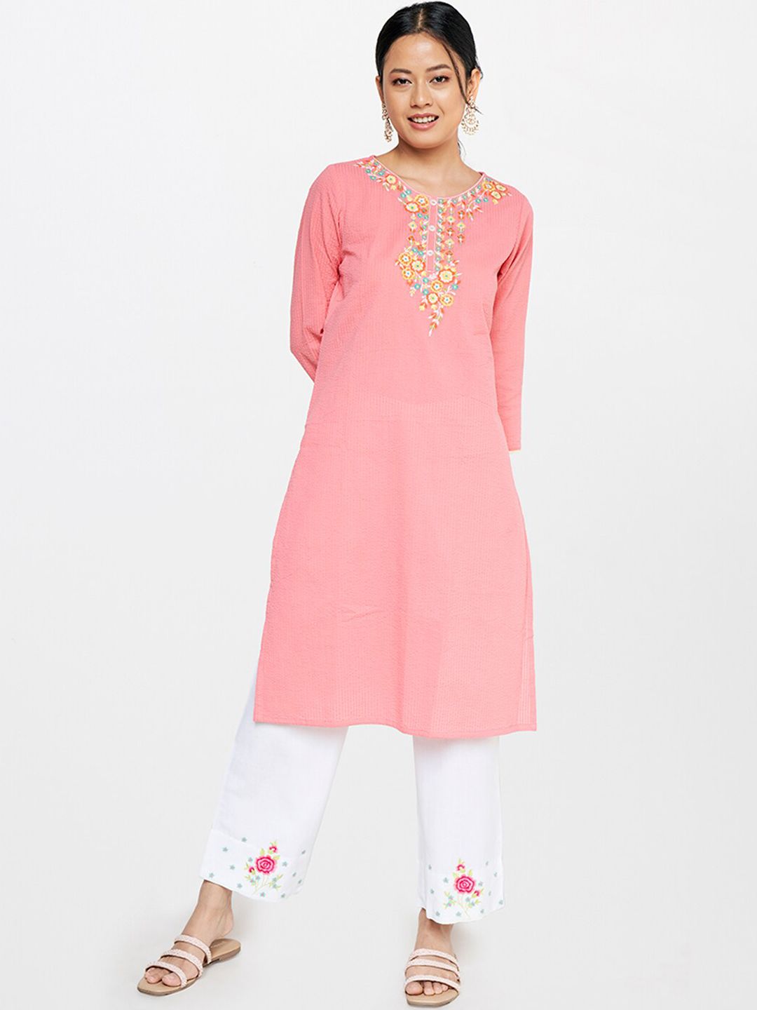 Global Desi Women Cotton Floral Embroidered Kurta