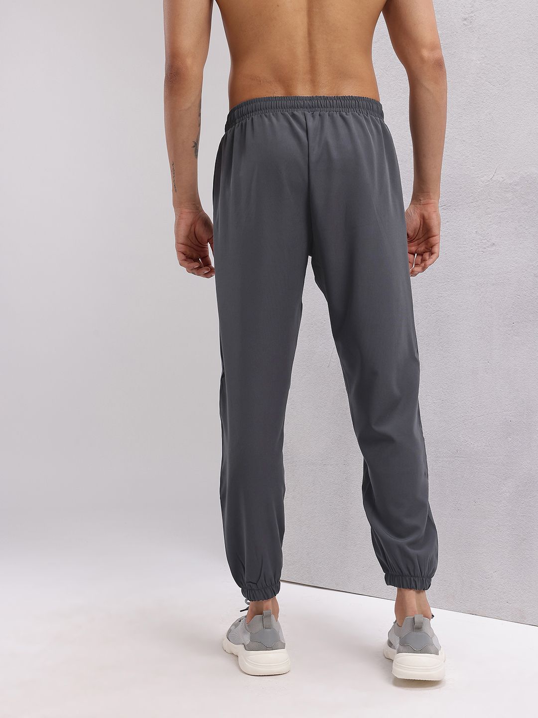 HRX by Hrithik Roshan Men Printed Detail Contrast Piping Training Joggers