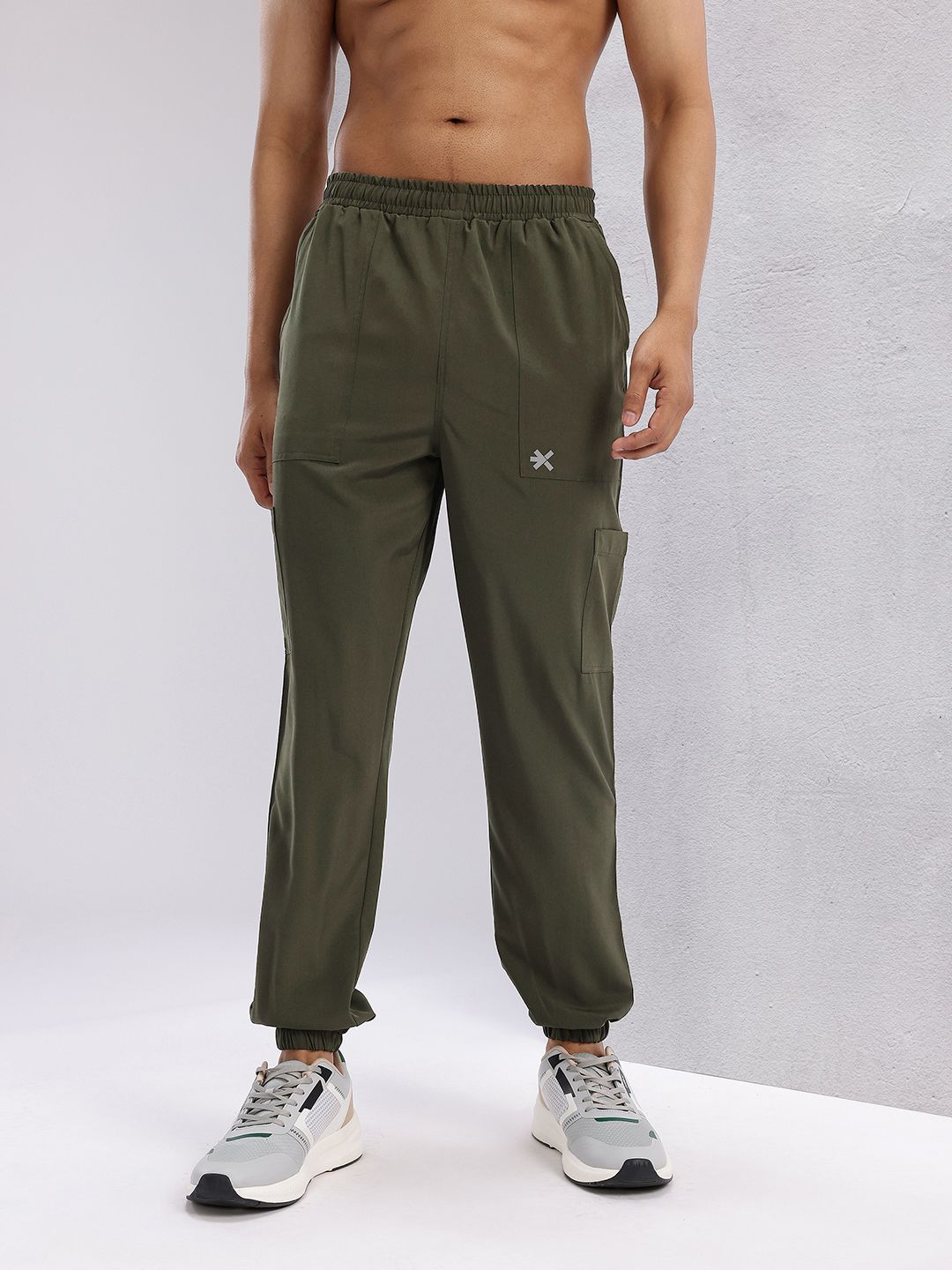 HRX by Hrithik Roshan Men Rapid-Dry Cargo Style Training Joggers