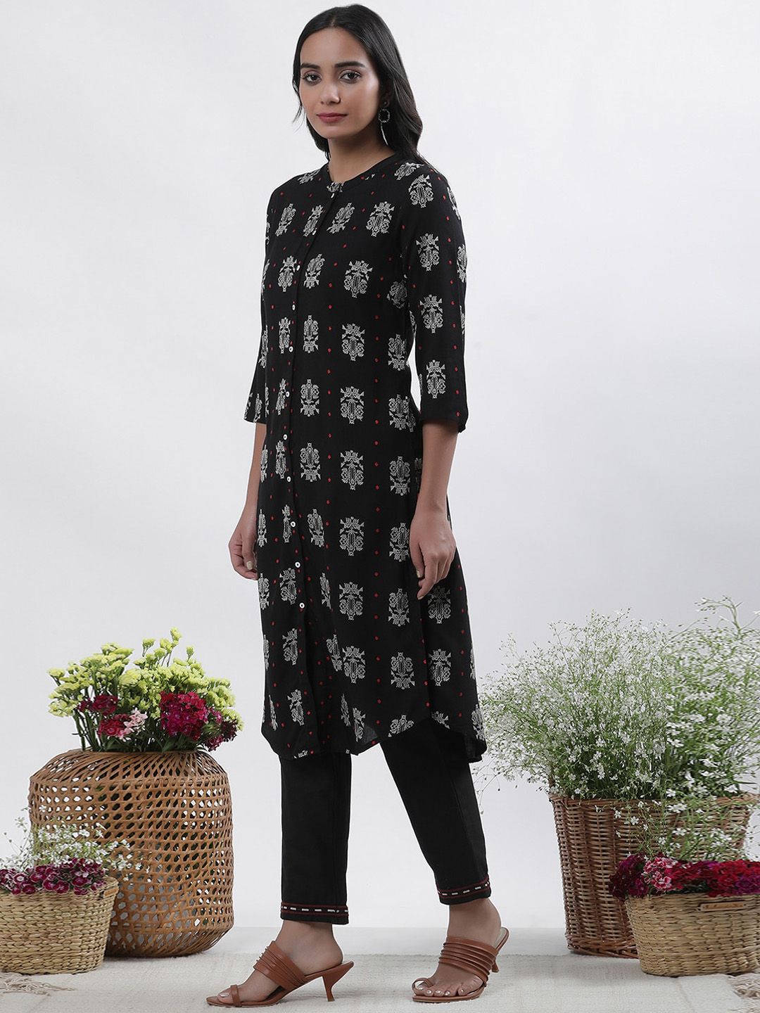 W Printed Regular Kurta with Palazzo