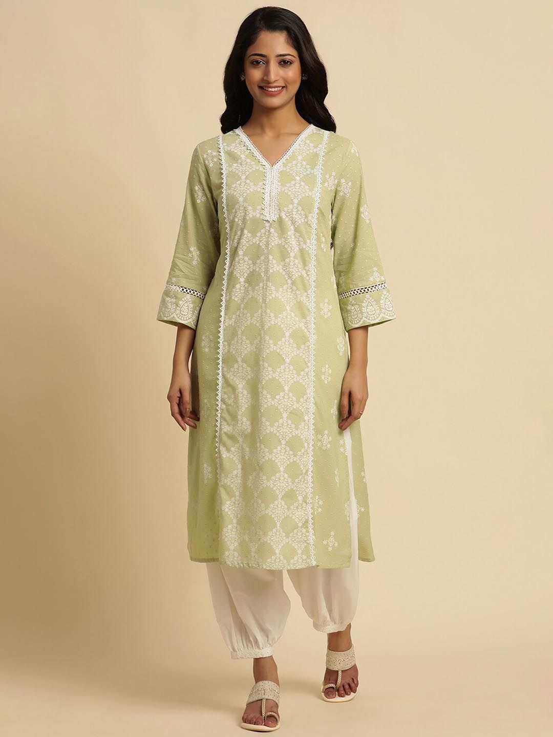 W Green Ethnic Motifs Embroidered Pure Cotton Straight Kurta