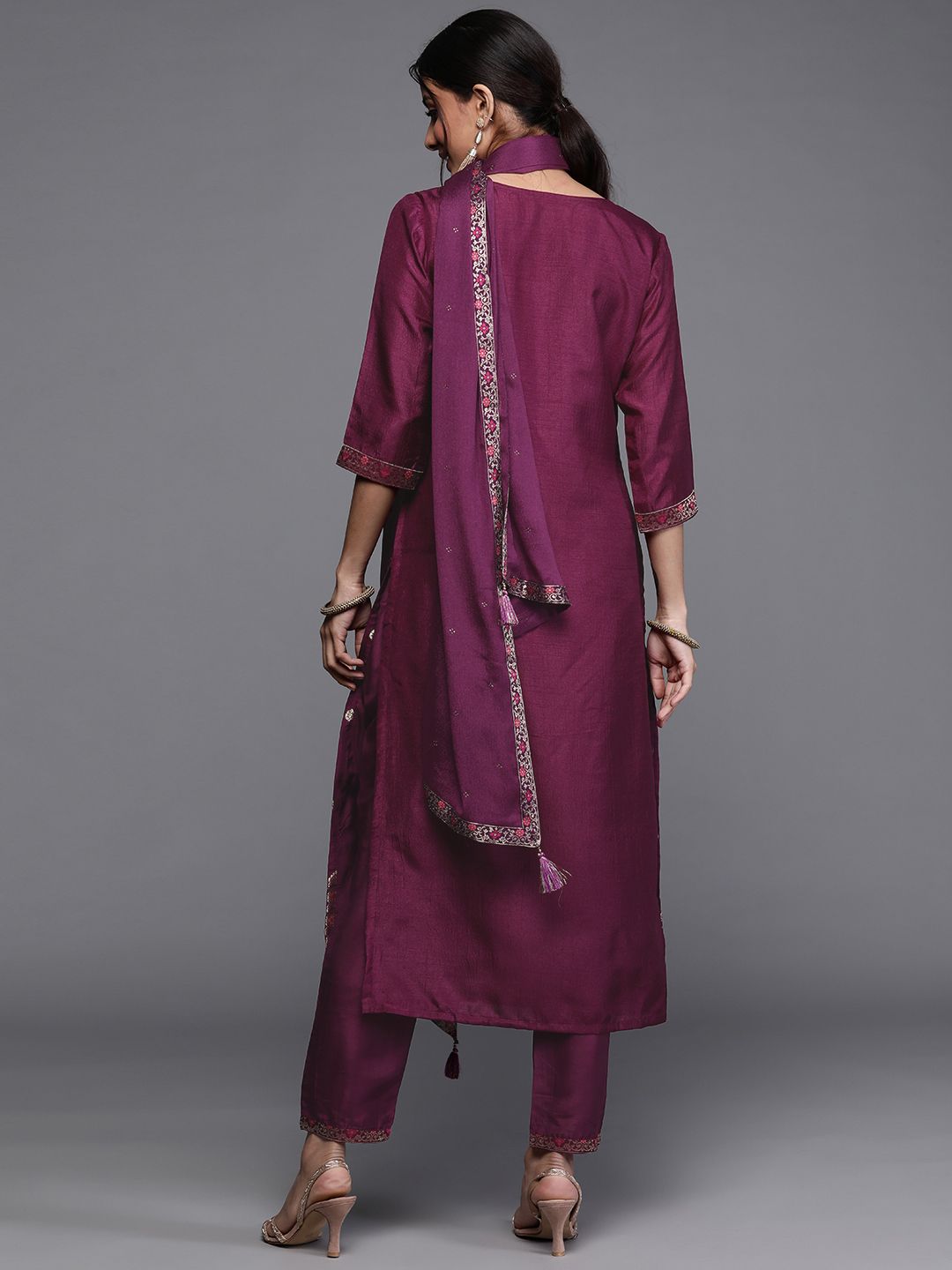Libas Women Aubergine & Gold Ethnic Motifs Zari Straight Kurta with Trousers Dupatta