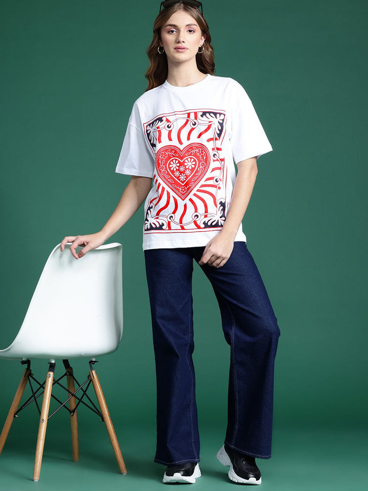 DressBerry Graphic Printed Drop-Shoulder Sleeves T-shirt