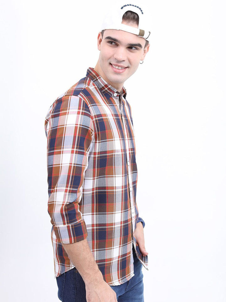 HIGHLANDER Men Checked Casual Slim Fit Shirt