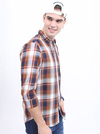 HIGHLANDER Men Checked Casual Slim Fit Shirt