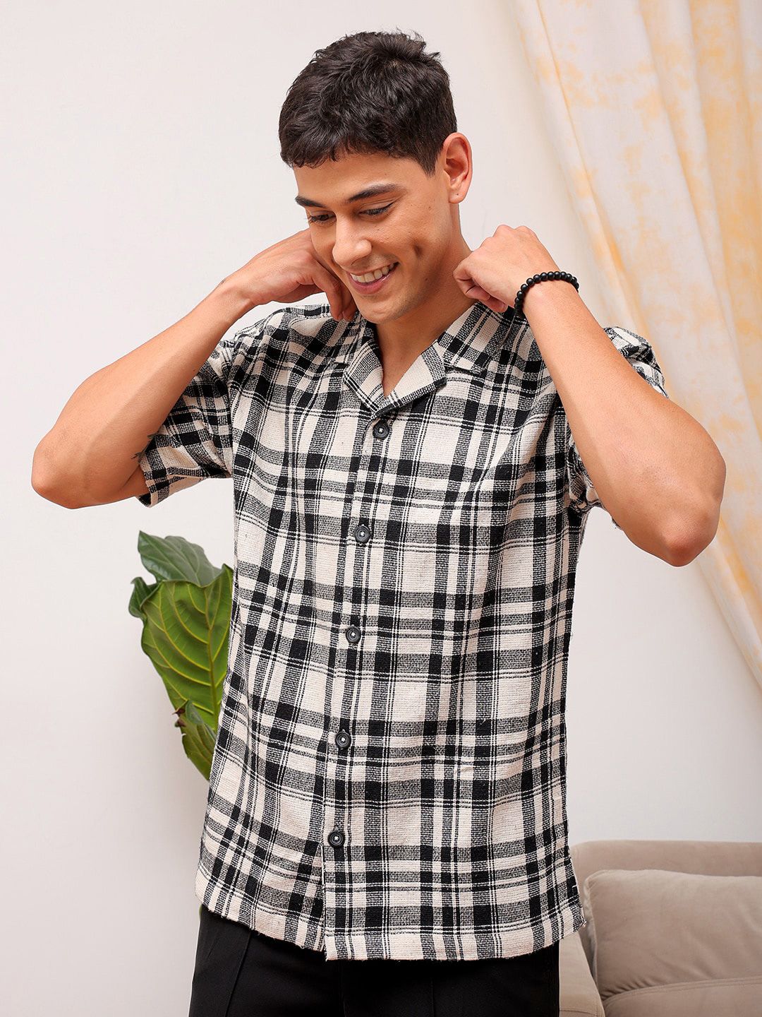 The Indian Garage Co Men Relaxed Fit Checked Resortwear Shirt