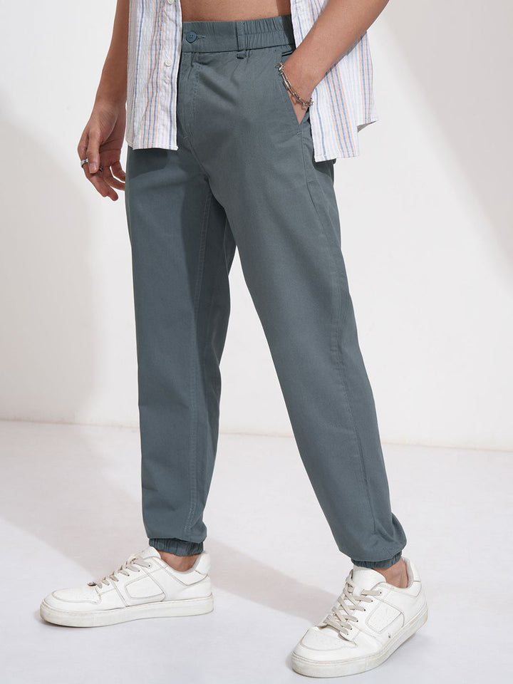 HIGHLANDER Men Slim Jogger Fit Core Trouser