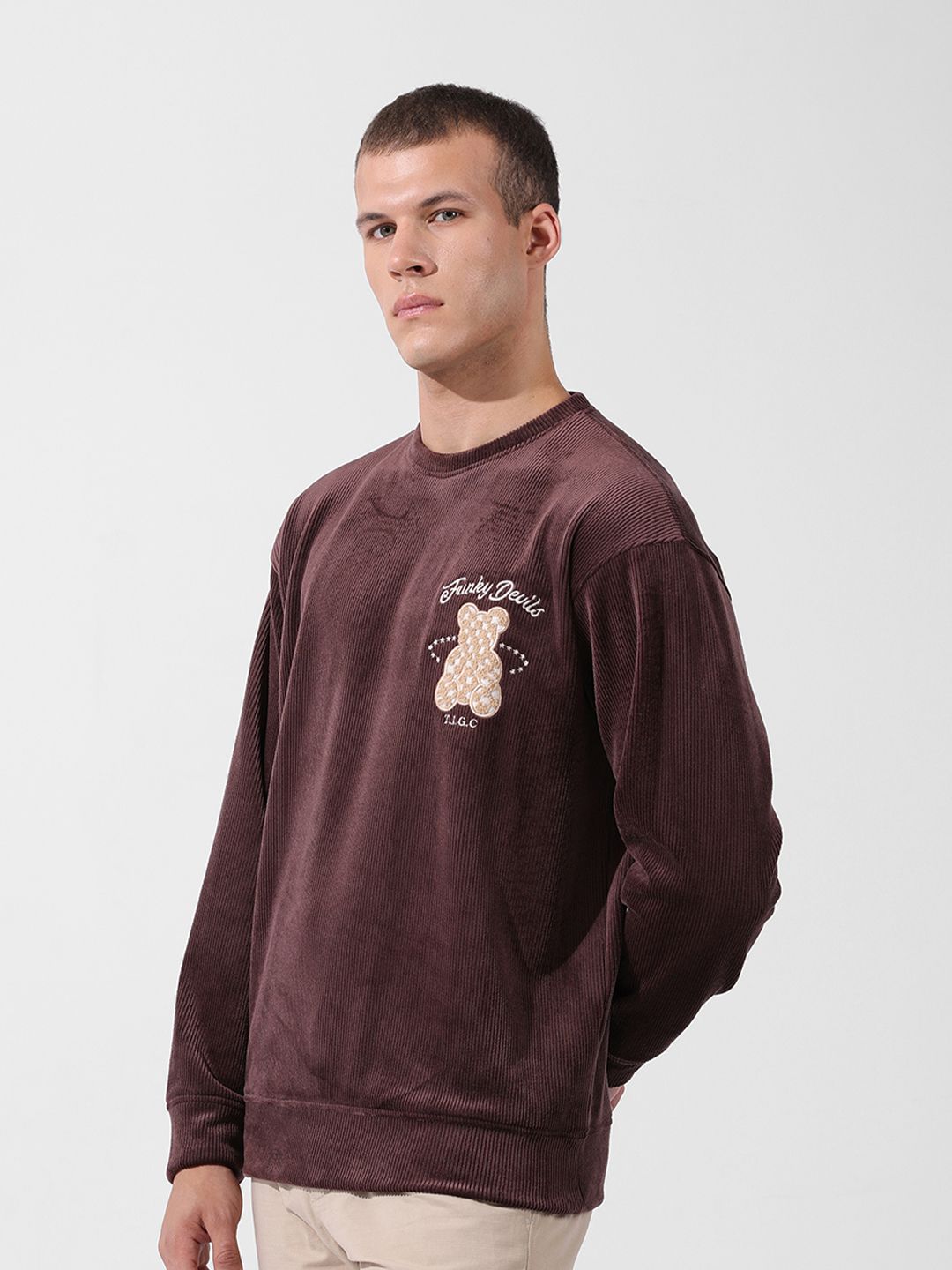 The Indian Garage Co Men Oversized Self Design Corduroy Crew Neck Sweatshirt
