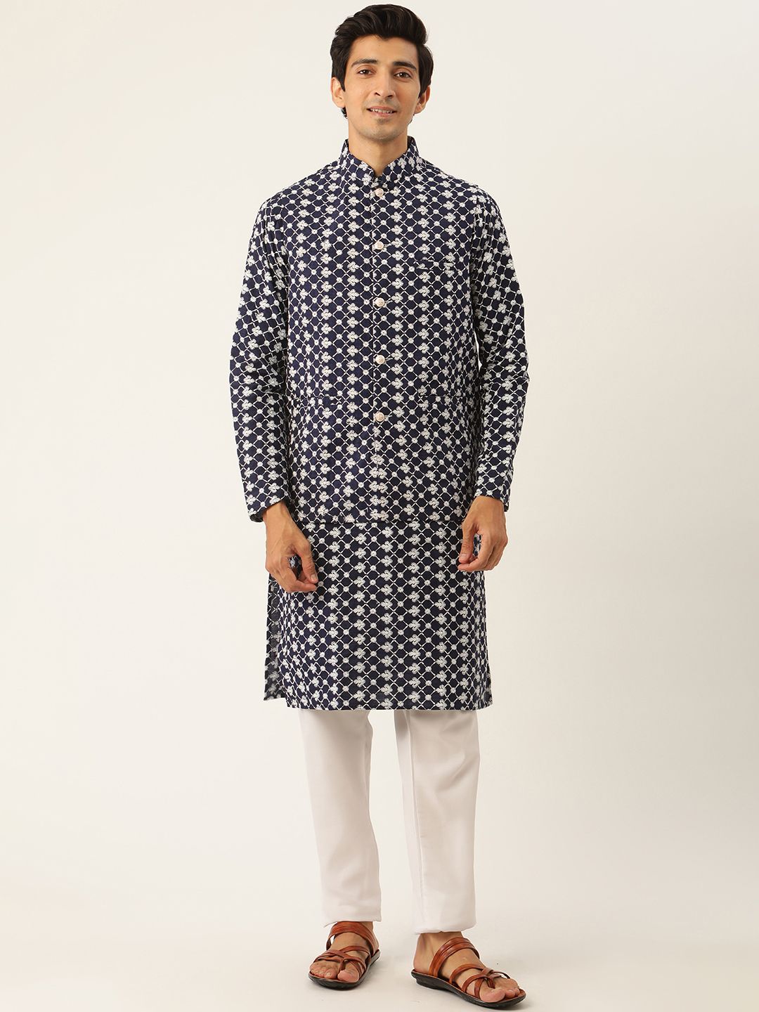 SOJANYA Men Navy Blue & White Woven Design Kurta with Pyjamas & Nehru Jacket