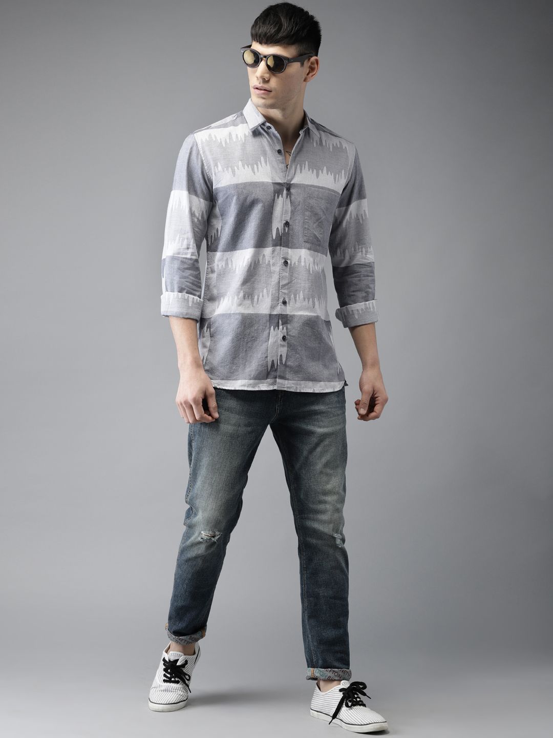 Bene Kleed Men Grey & Blue Slim Fit Self Design Casual Shirt