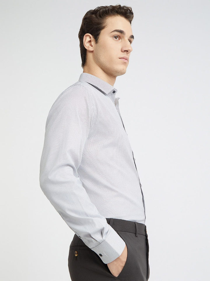 Park Avenue Self Design Slim Fit Textured Formal Shirt