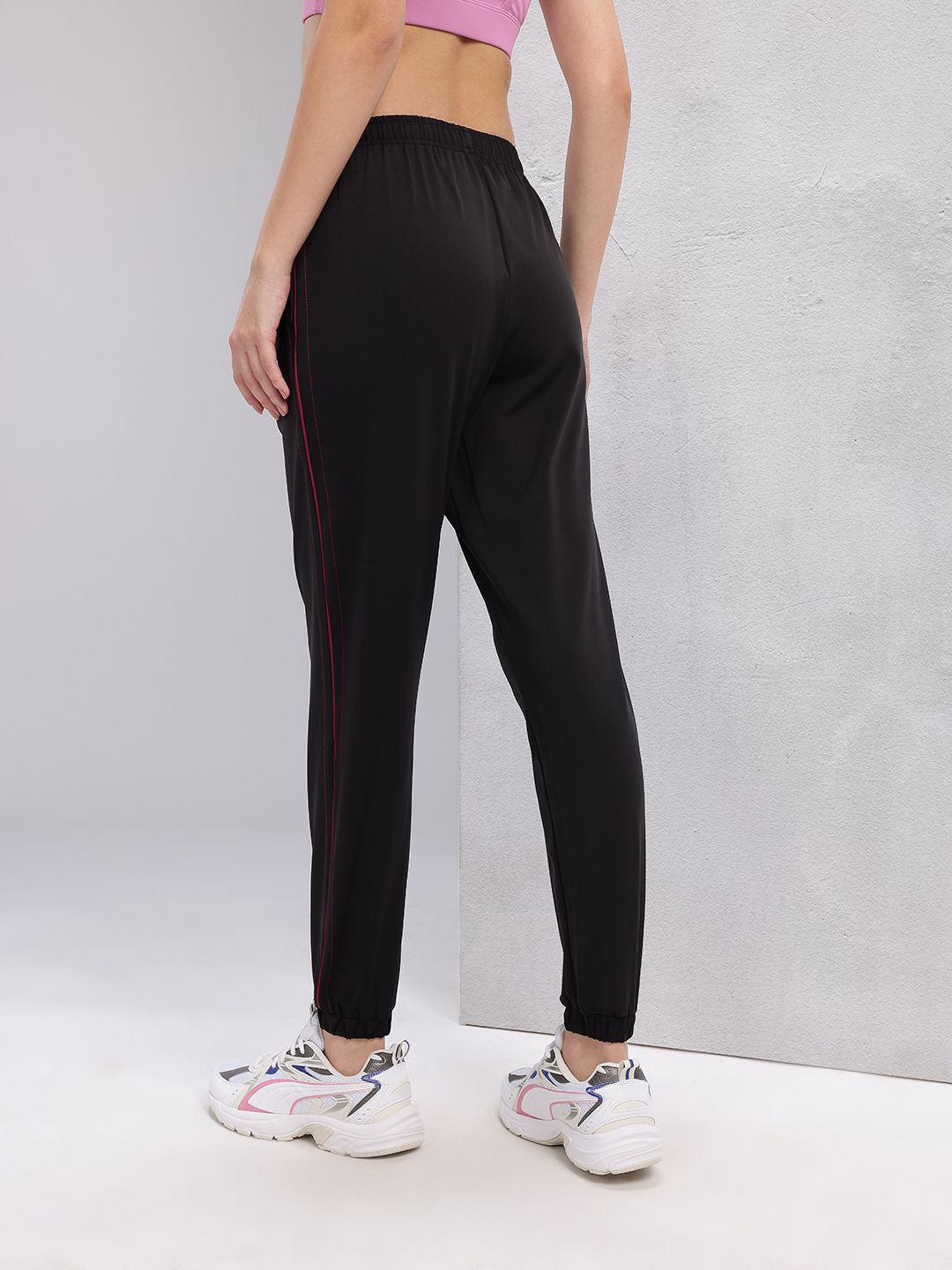 HRX by Hrithik Roshan Women Side Stripe Training Joggers