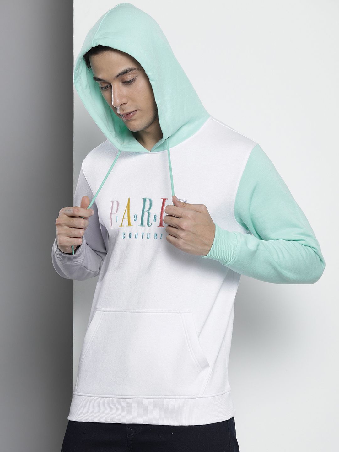 The Indian Garage Co Men White & Green Embroidered Hooded Sweatshirt