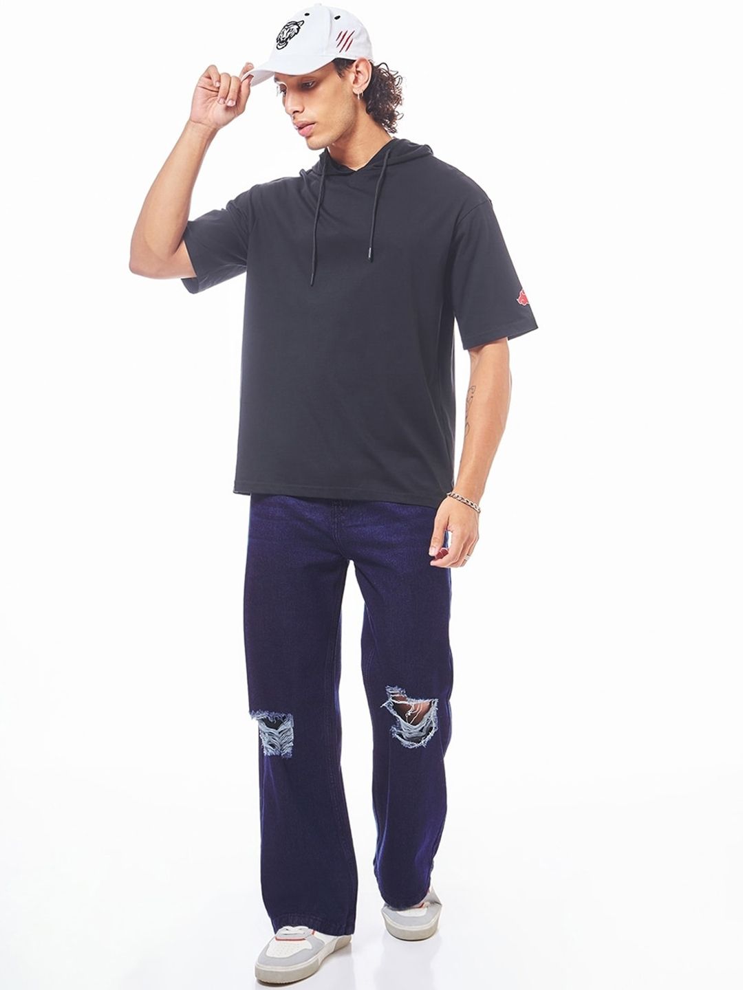Bewakoof Men Straight Fit High-Rise Low Distress Cotton Jeans