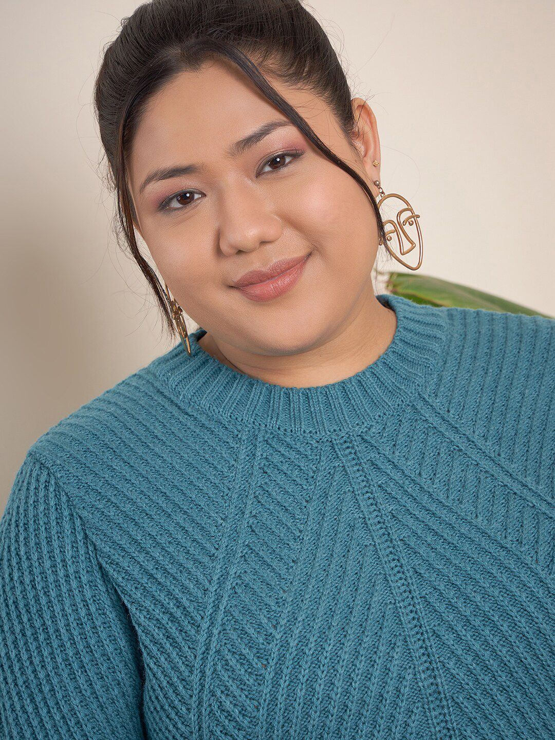 CURVY STREET Cable Knit Self Design Pullover Acrylic Sweater