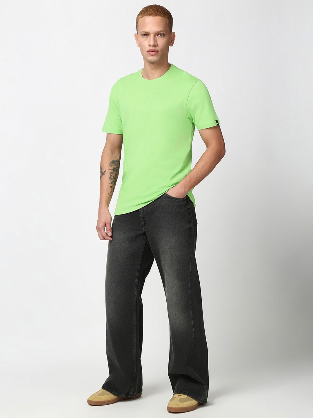 Bewakoof Men's Green T-Shirt