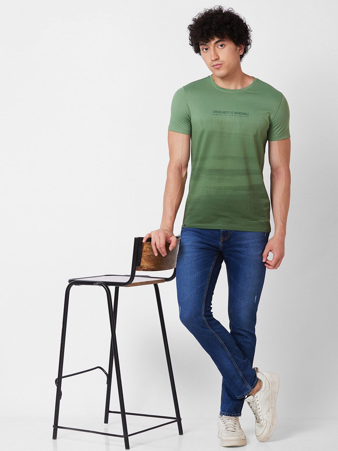 SPYKAR Typography Printed Slim Fit T-shirt