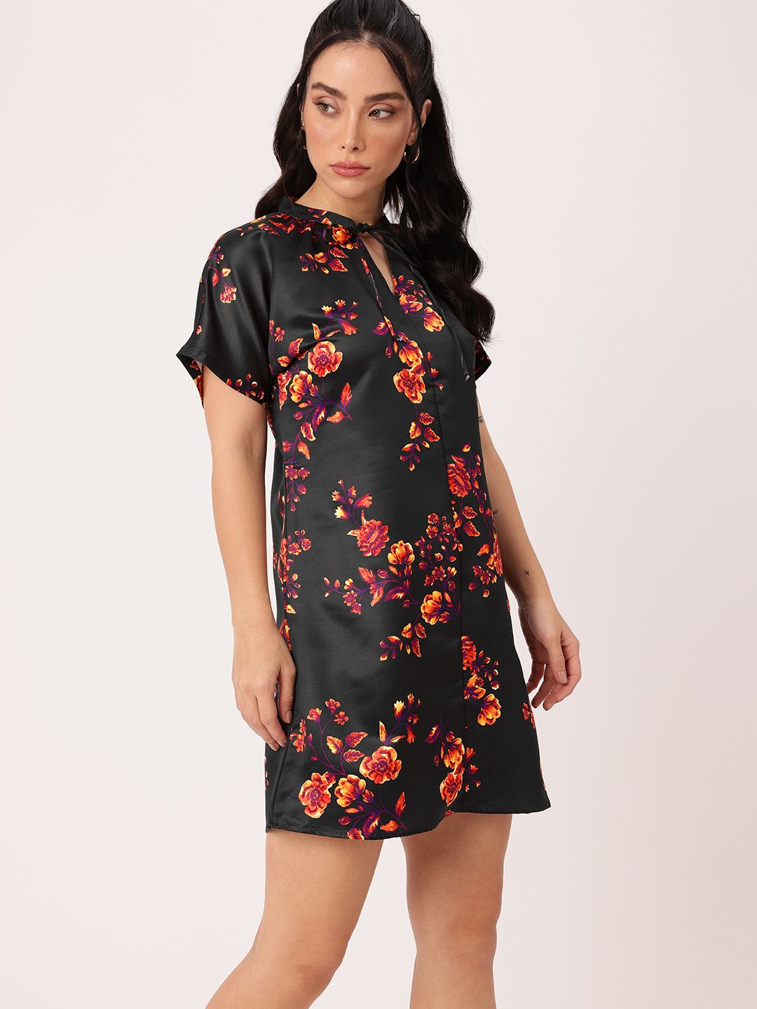 DressBerry Playful flower Printed Tie-Up Neck A-Line Mini Dress
