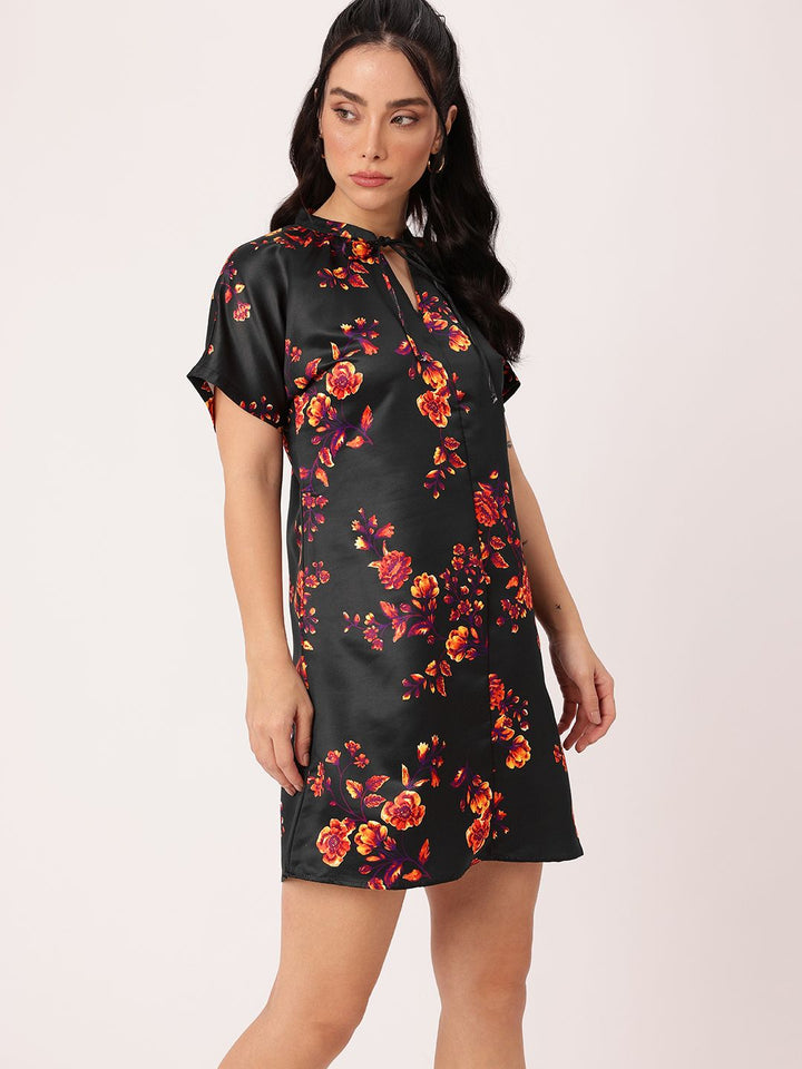 DressBerry Playful flower Printed Tie-Up Neck A-Line Mini Dress