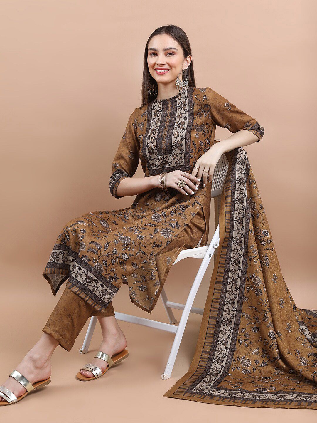 Vishudh Floral Printed Regular Kurta with Trousers & With Dupatta